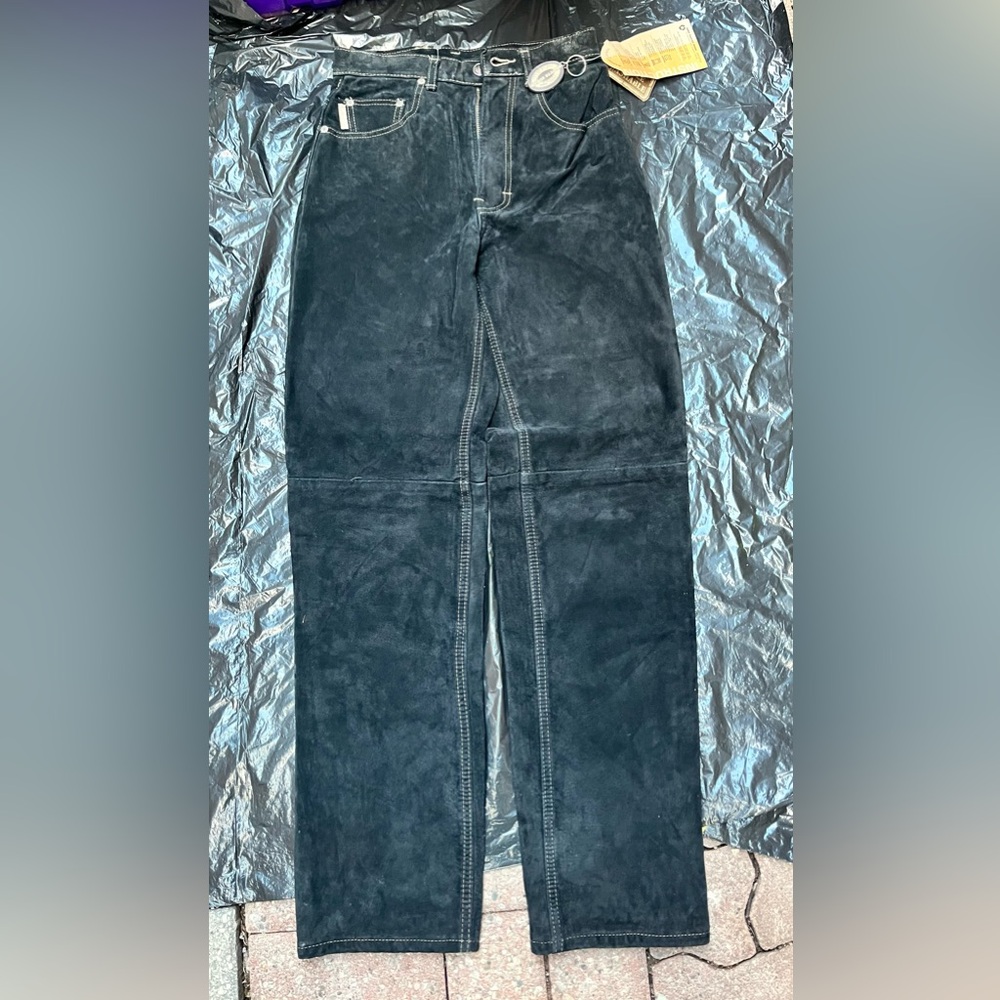 Skotts Suede women’s BNWT pants sz 26x30 black